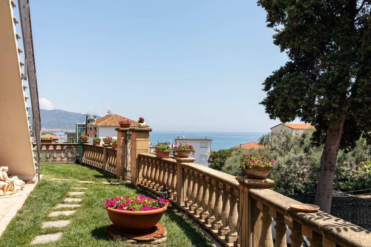 Il Viaggio Bed & Breakfast Diano Marina Exterior foto